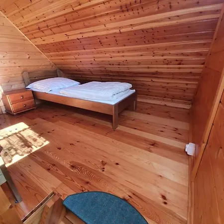 Anna I Halina Lodge