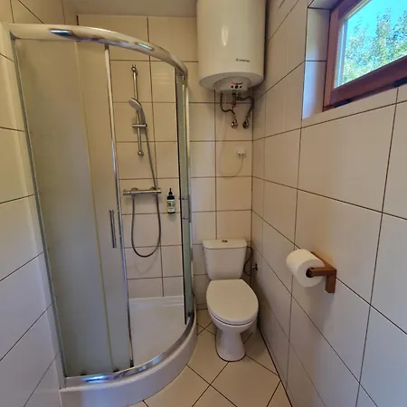 Anna I Halina Lodge *