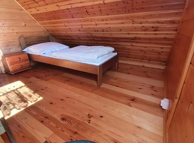 Anna I Halina Jaktstuga