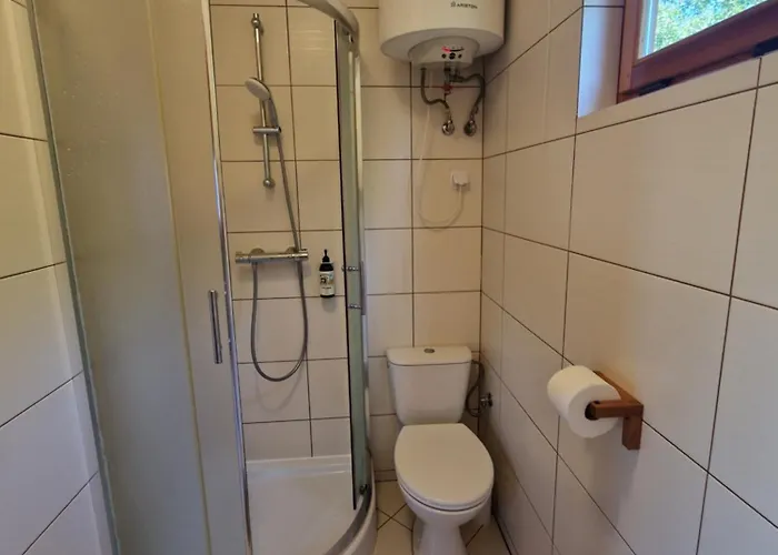 Anna I Halina Jaktstuga *